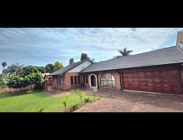 3 BEDROOM HOUSE FOR SALE IN FLORA PARK
